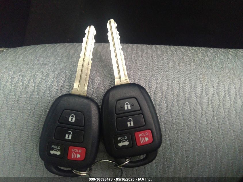 2016 TOYOTA COROLLA LE - 2T1BURHE0GC682833