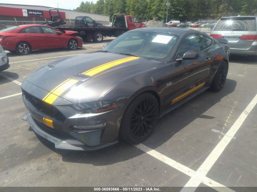 VIN 1FA6P8CF0J5137454 2018 FORD MUSTANG no.2