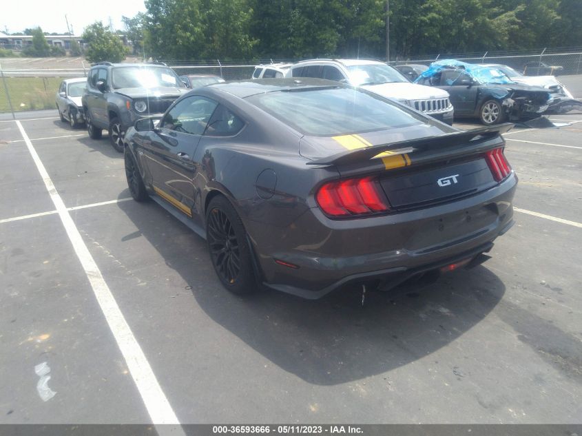 VIN 1FA6P8CF0J5137454 2018 FORD MUSTANG no.3