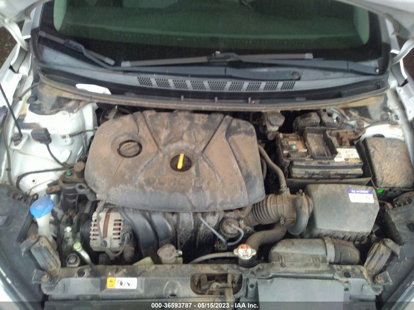 2014 HYUNDAI ELANTRA SE - KMHDH4AE5EU029193