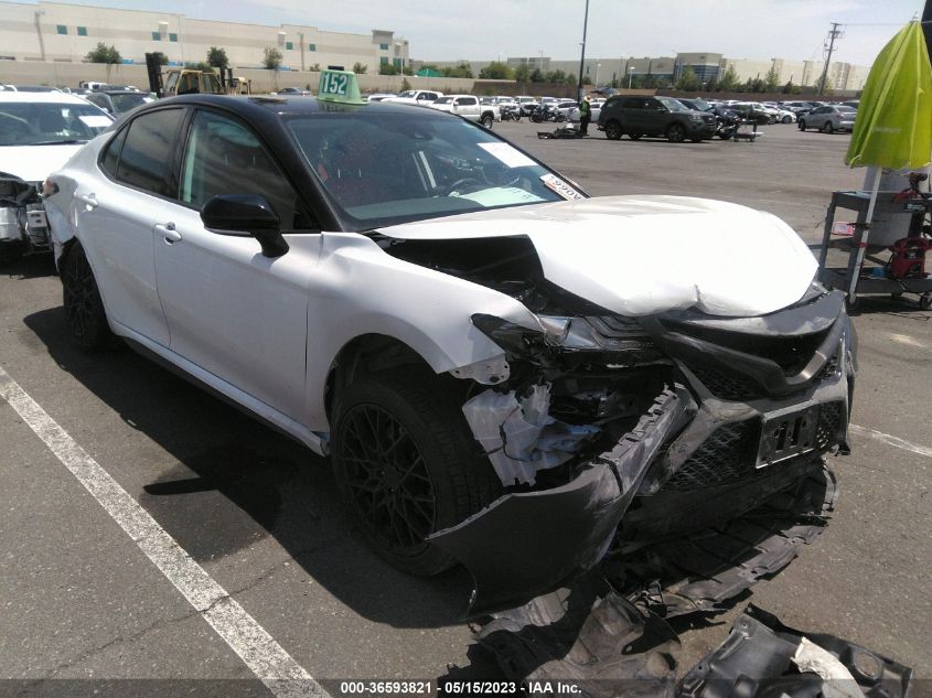 2019 TOYOTA CAMRY XSE - 4T1B61HK8KU200974