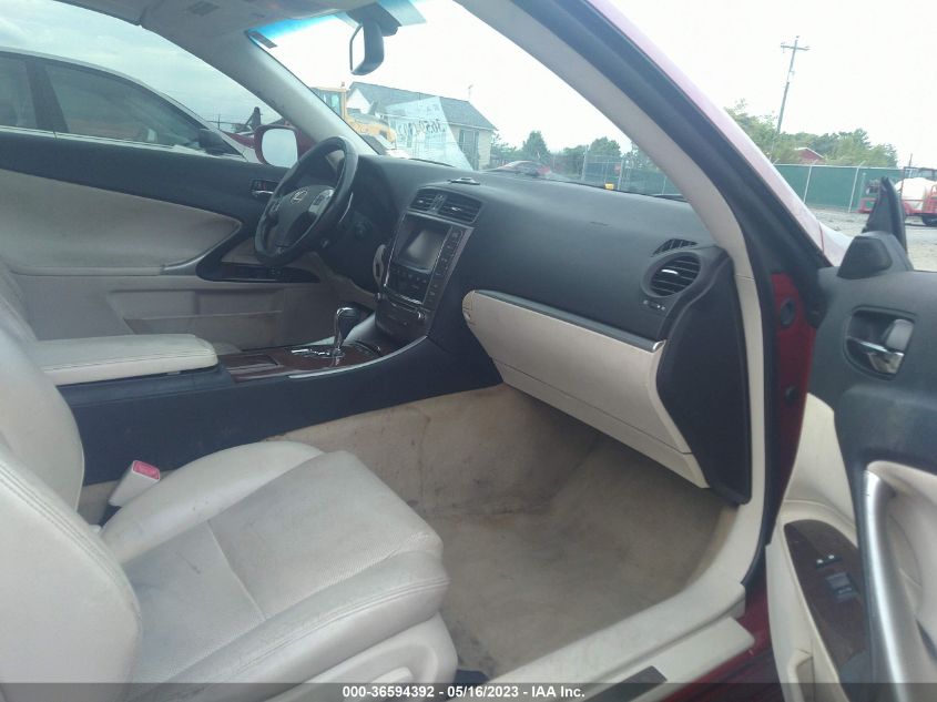 2013 LEXUS IS 250C JTHFF2C28D2527861