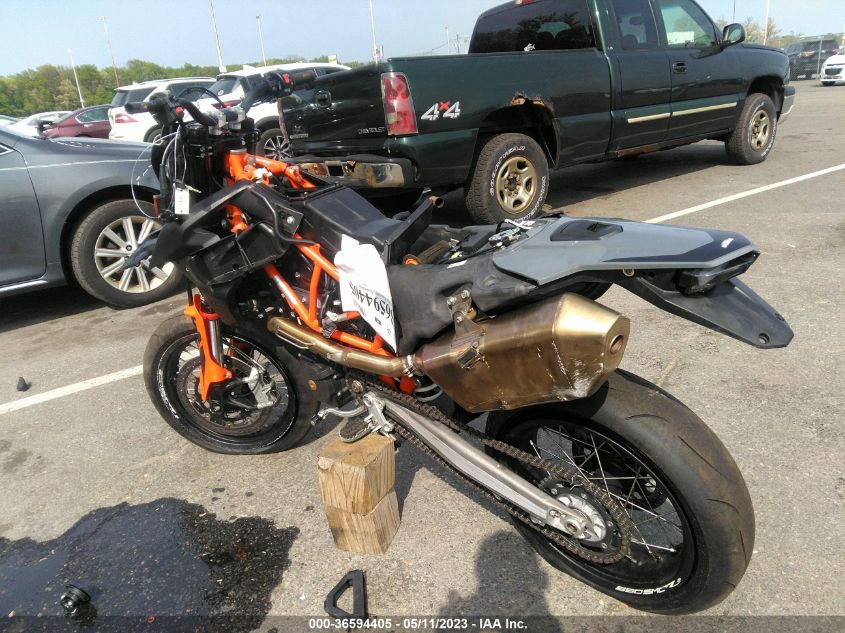 2022 KTM 690 SMC R VBKLSV404NM725145