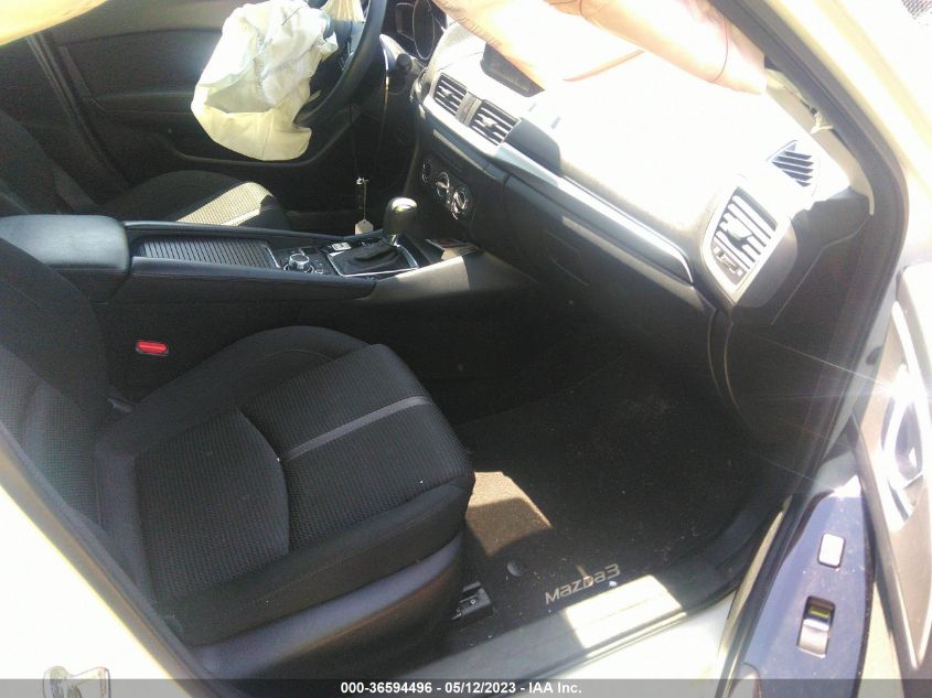 2018 MAZDA MAZDA3 4-DOOR SPORT 3MZBN1U75JM230863