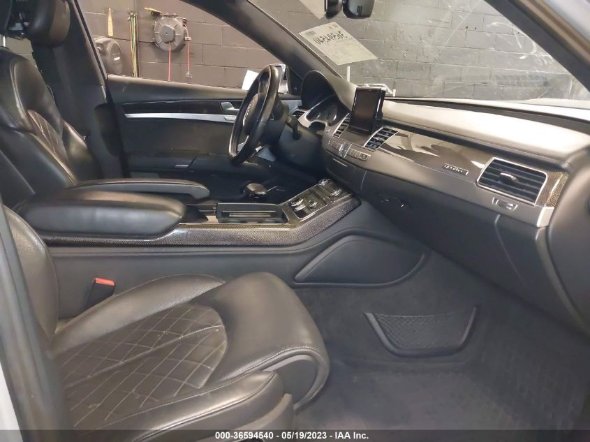 2014 AUDI S8 - WAUD2AFD3EN002845