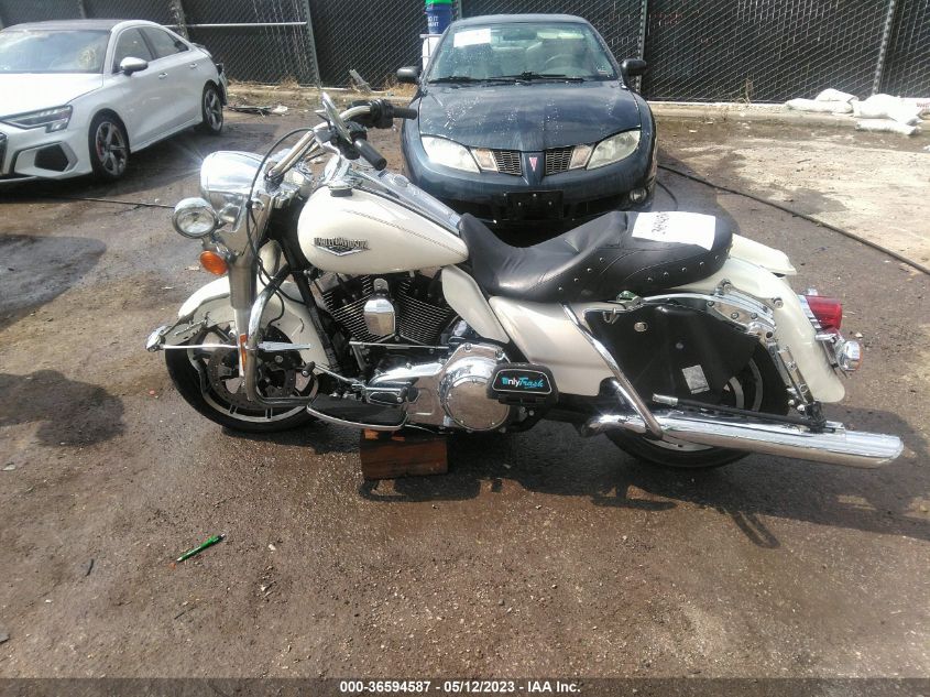 2015 HARLEY-DAVIDSON FLHR ROAD KING - 1HD1FBM11FB650968