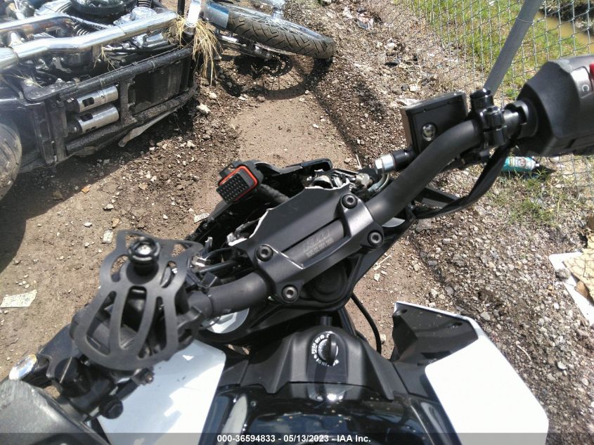 2022 KTM 390 DUKE MD2JPJ40XNC235991