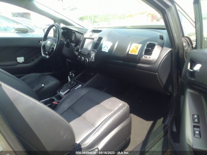 2017 KIA FORTE5 EX - KNAFX5A88H5701470