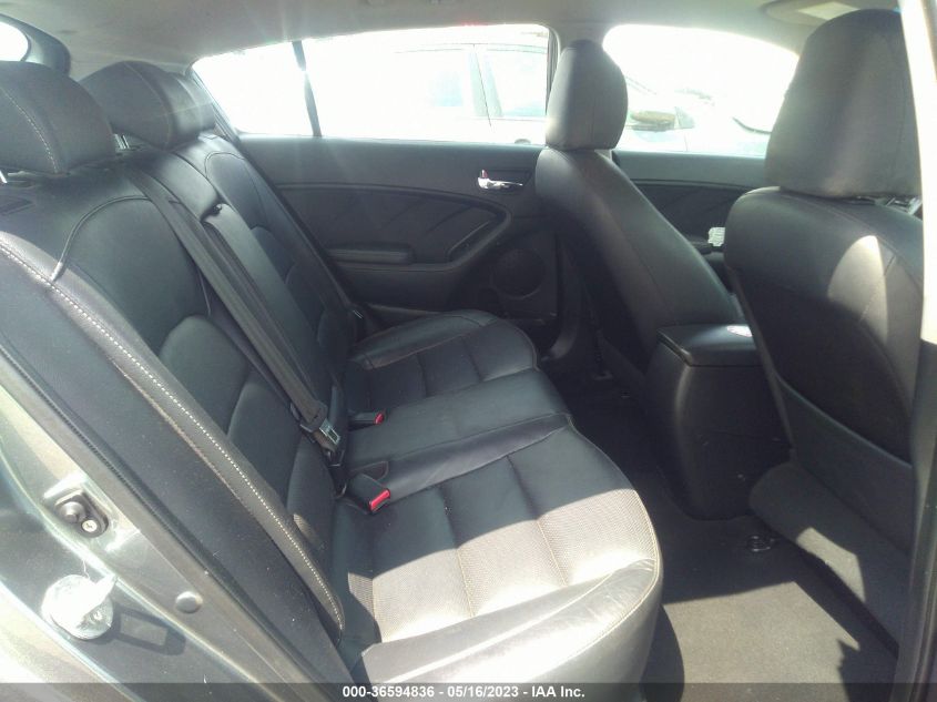 2017 KIA FORTE5 EX - KNAFX5A88H5701470