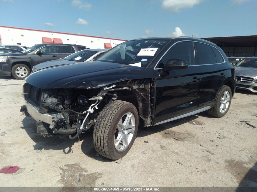 VIN WA1ANAFY1K2049119 2019 AUDI Q5 PREMIUM