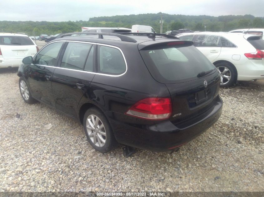 2013 VOLKSWAGEN JETTA SPORTWAGEN SE - 3VWPP7AJ8DM639091