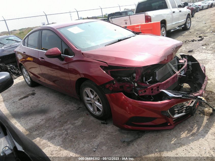 2018 CHEVROLET CRUZE LT - 1G1BE5SM5J7235938