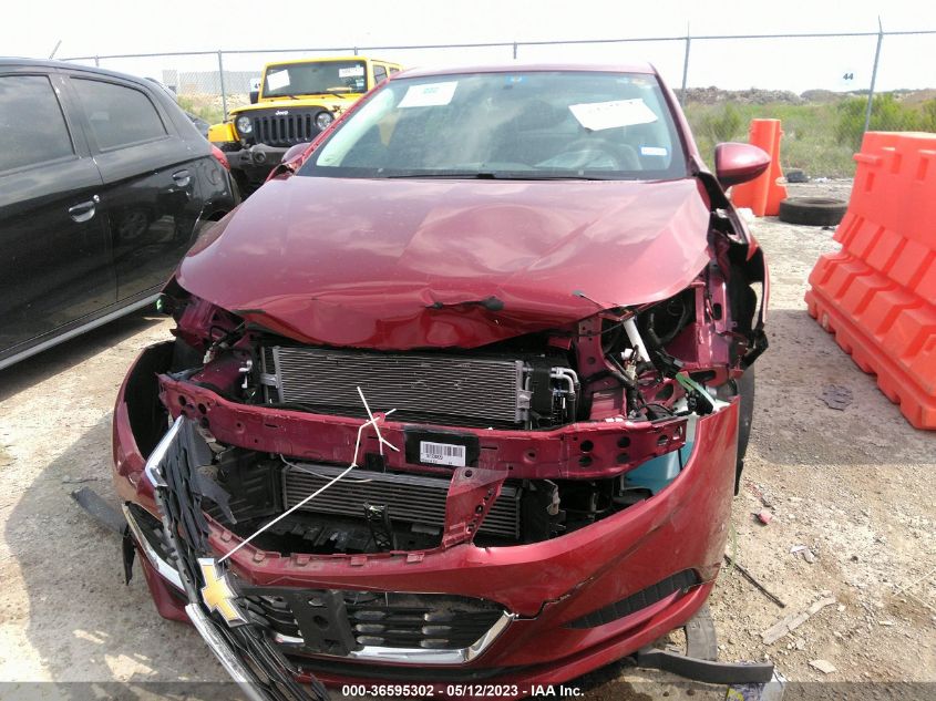 2018 CHEVROLET CRUZE LT - 1G1BE5SM5J7235938