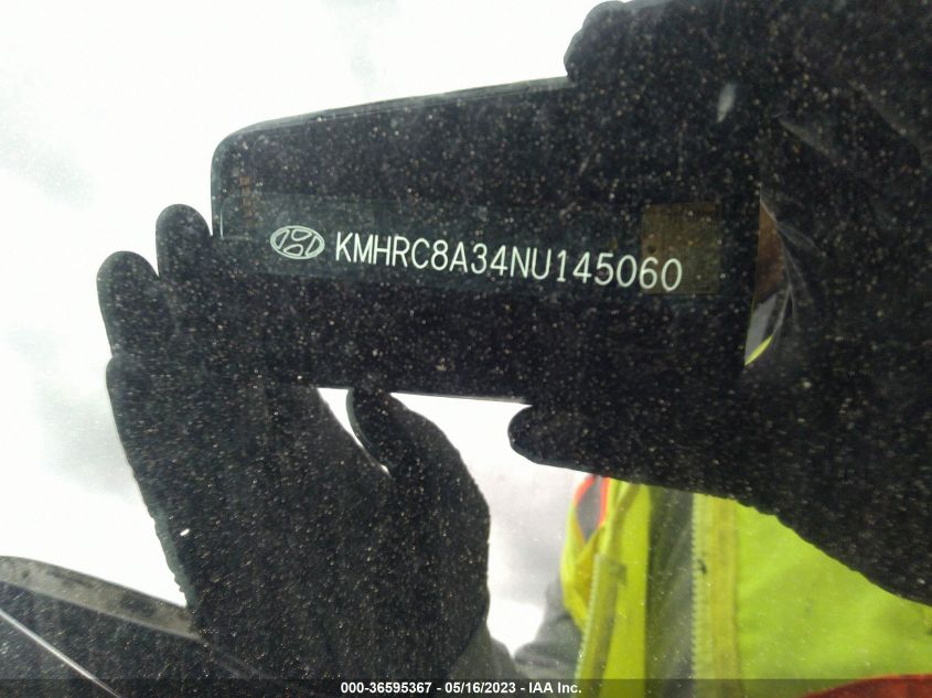 2022 HYUNDAI VENUE SEL - KMHRC8A34NU145060