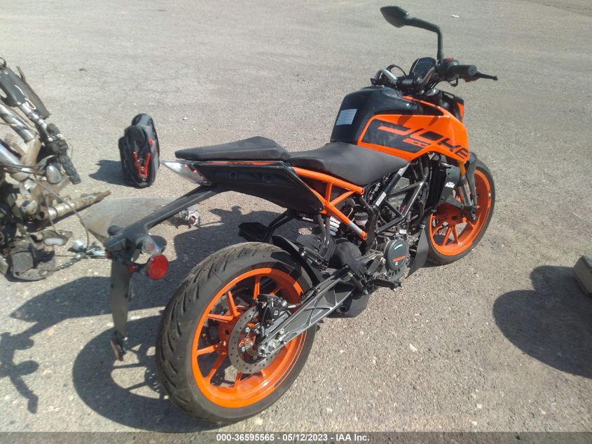 2022 KTM 200 DUKE MD2JPC40XNC037634