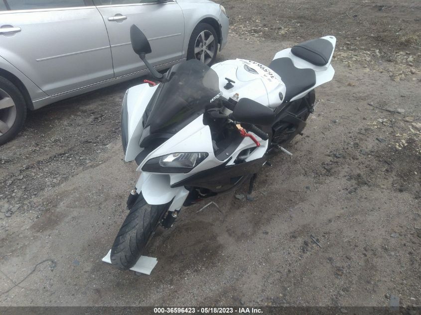 2012 YAMAHA YZFR6 JYARJ16E8CA024165