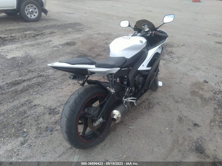 2012 YAMAHA YZFR6 JYARJ16E8CA024165