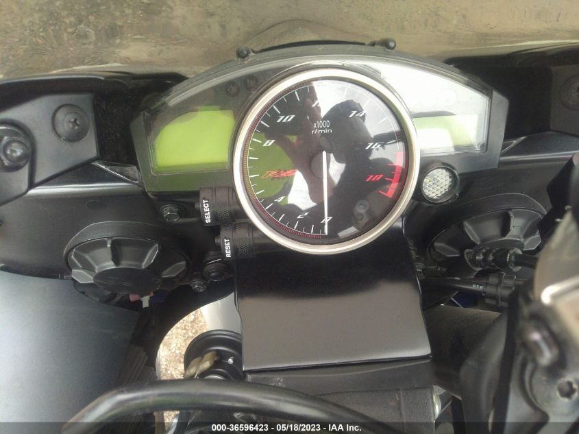 2012 YAMAHA YZFR6 JYARJ16E8CA024165