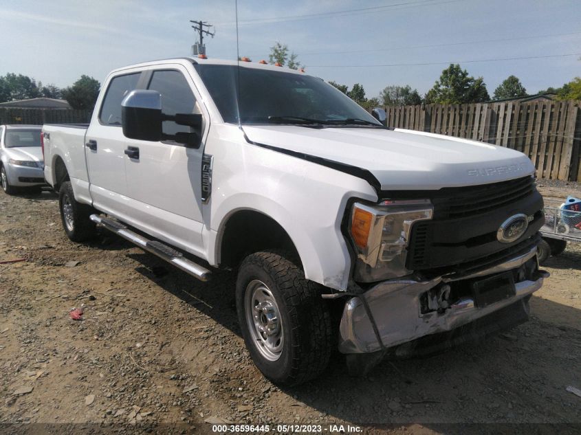 2017 FORD SUPER DUTY F-250 SRW LARIAT/PLATINUM - 1FT7W2B64HEE40747