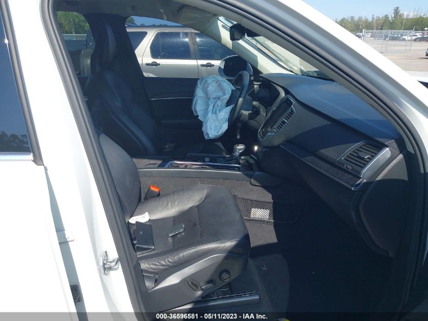 2020 VOLVO XC90 MOMENTUM - YV4102CK4L1534238