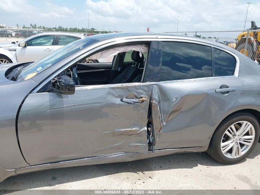 2015 INFINITI Q40 JN1CV6AP5FM580590