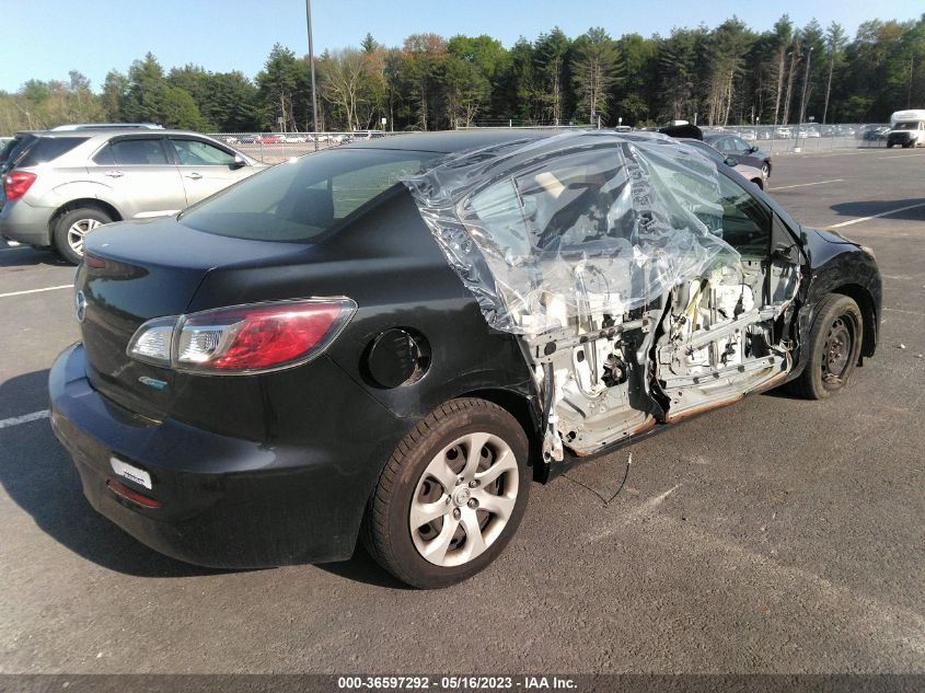 2013 MAZDA MAZDA3 I SPORT - JM1BL1U88D1709300