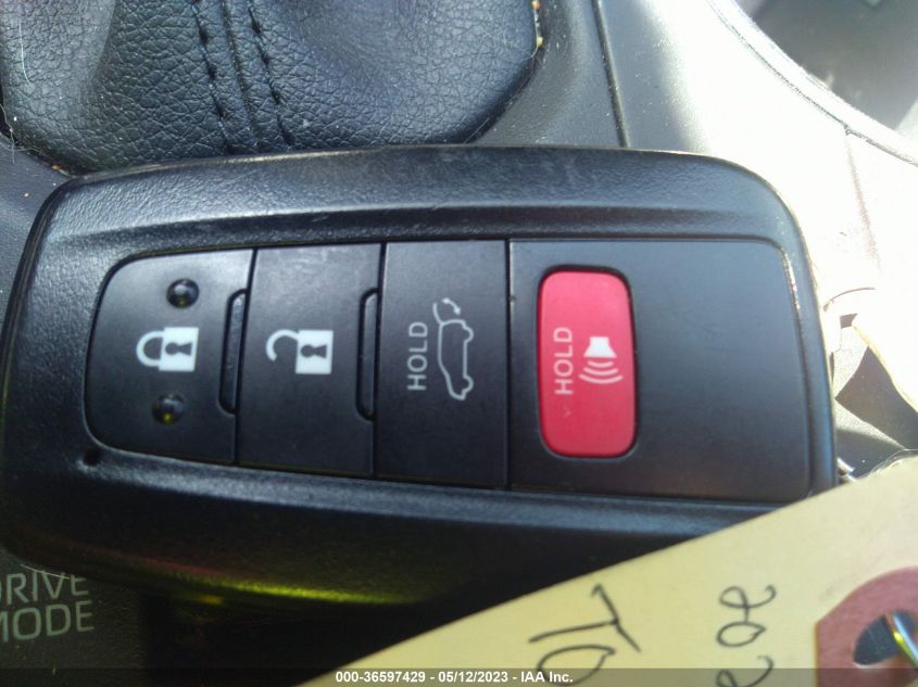 2021 TOYOTA HIGHLANDER XLE - 5TDGZRBH7MS558393