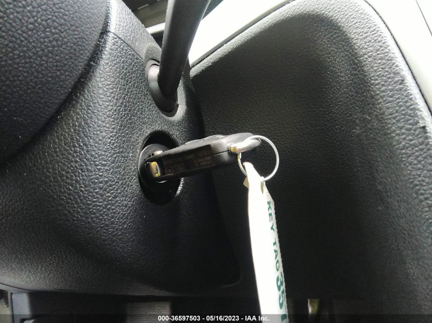 2013 VOLKSWAGEN PASSAT SE - 1VWBP7A39DC112142