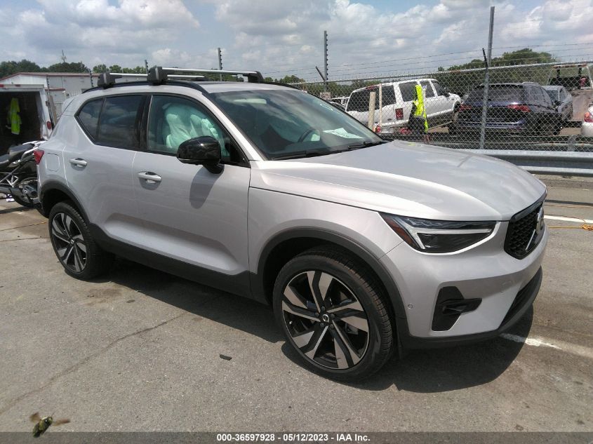 YV4L12UX5P2985890 VOLVO XC40 ULTIMATE DARK THEME 2023
