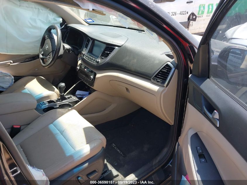 2017 HYUNDAI TUCSON SE PLUS - KM8J33A49HU365159