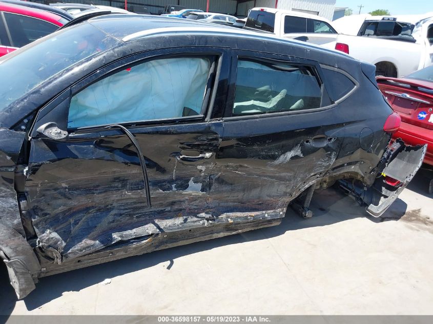 2017 HYUNDAI TUCSON SE PLUS - KM8J33A49HU365159
