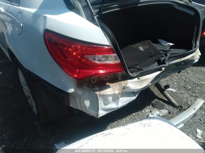 2013 CHRYSLER 200 TOURING - 1C3CCBBB0DN501465