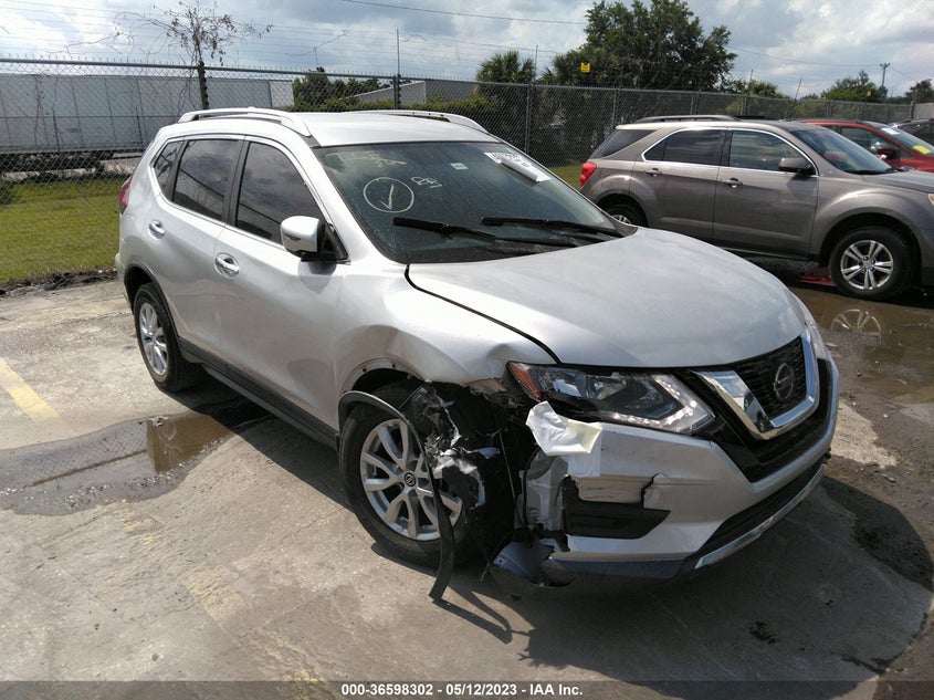 VIN KNMAT2MT3JP620555 2018 NISSAN ROGUE SV