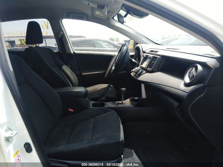 2017 TOYOTA RAV4 LE - JTMZFREV1HJ108941