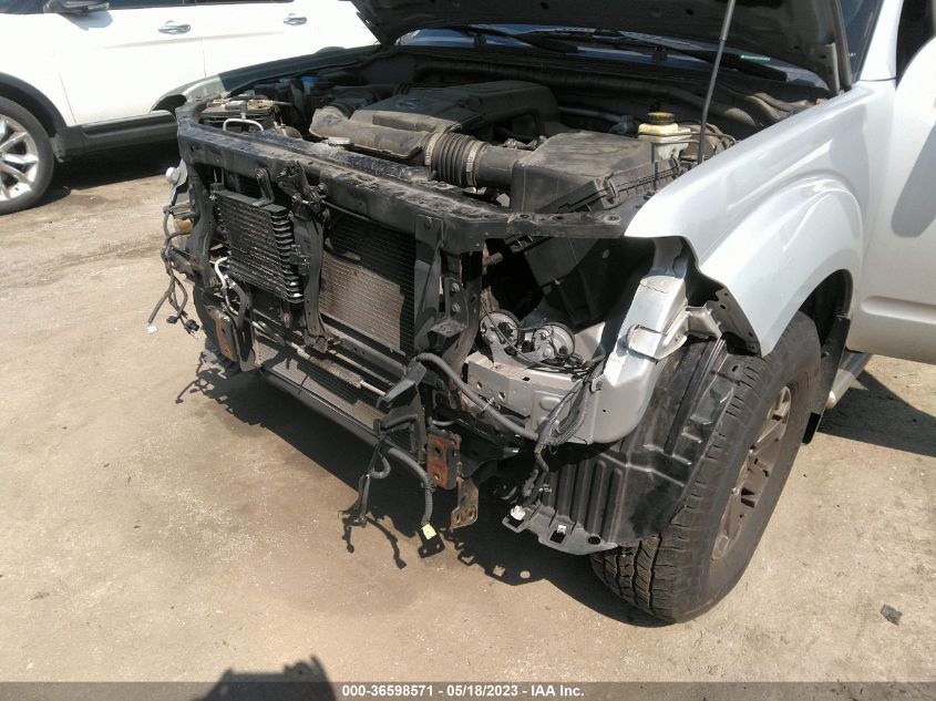 2016 NISSAN FRONTIER PRO-4X - 1N6AD0EV0GN755575