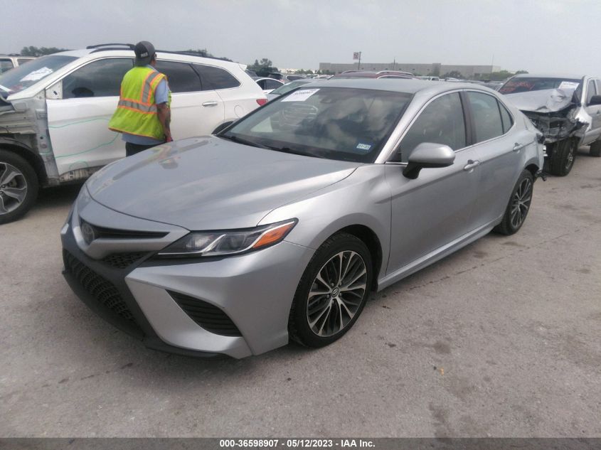 2018 TOYOTA CAMRY LE/SE/XLE/L - 4T1B11HK7JU564557