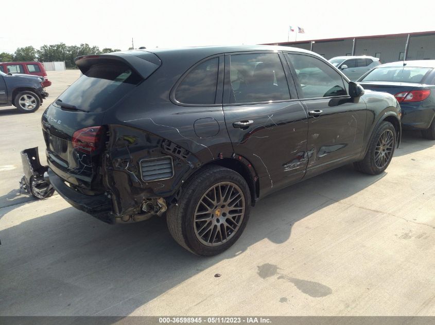 2017 PORSCHE CAYENNE WP1AA2A21HKA90027