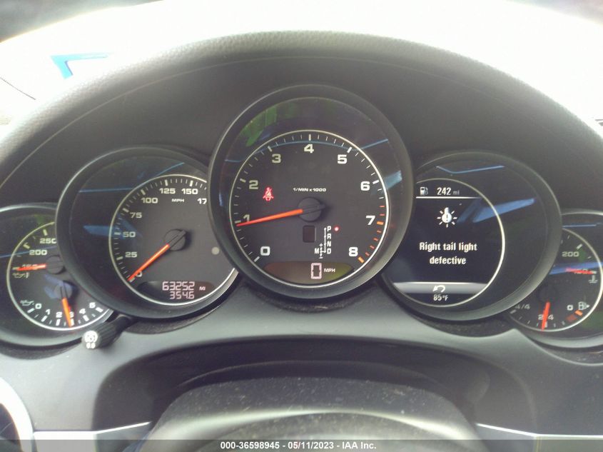2017 PORSCHE CAYENNE WP1AA2A21HKA90027
