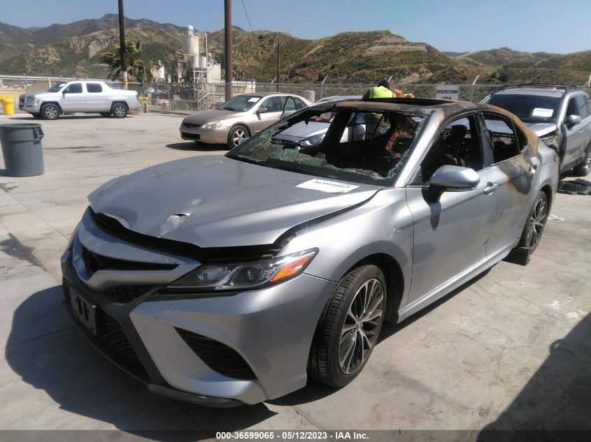 2018 TOYOTA CAMRY SE - 4T1B11HK5JU043918