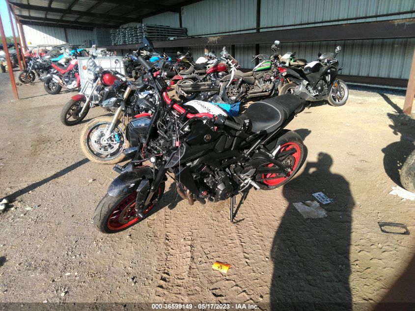 2018 YAMAHA MT09 JYARN53E2JA002983
