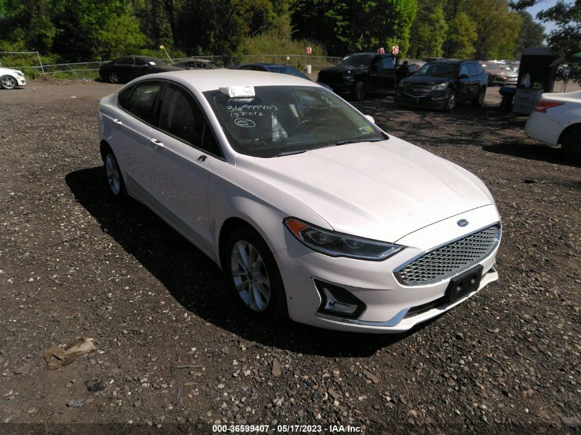 2019 FORD FUSION ENERGI TITANIUM - 3FA6P0SU4KR223303