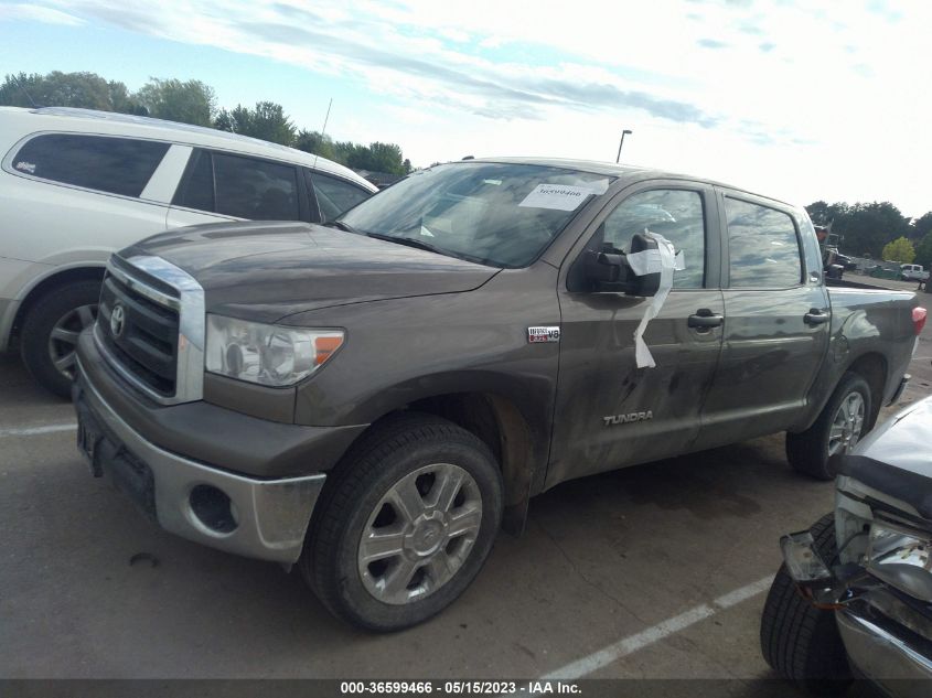 2013 TOYOTA TUNDRA 4WD TRUCK - 5TFDY5F19DX279579