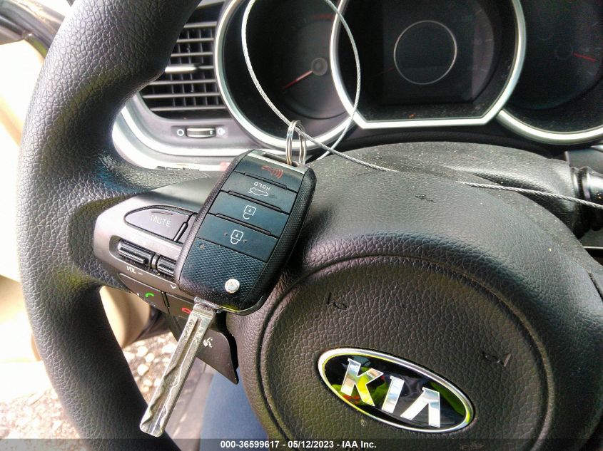 2015 KIA OPTIMA LX - 5XXGM4A7XFG503919