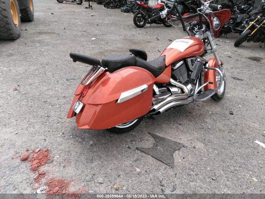 2006 VICTORY MOTORCYCLES KINGPIN 5VPCB26D863000124