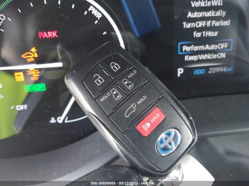 VIN 5TDYRKEC2MS050098 2021 TOYOTA SIENNA XLE