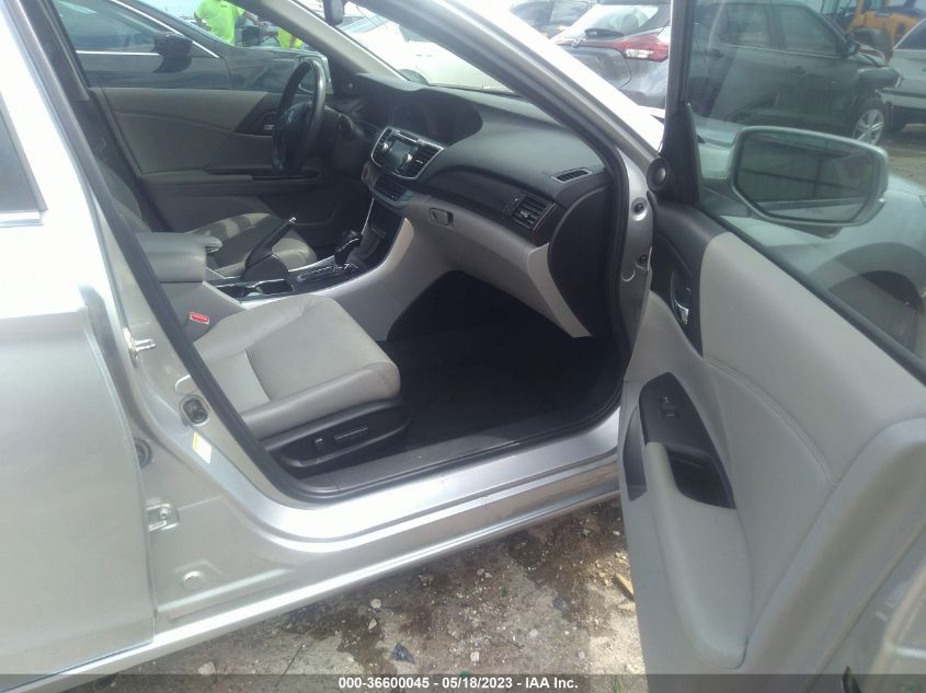 2015 HONDA ACCORD SEDAN EX-L - 1HGCR2F8XFA033782