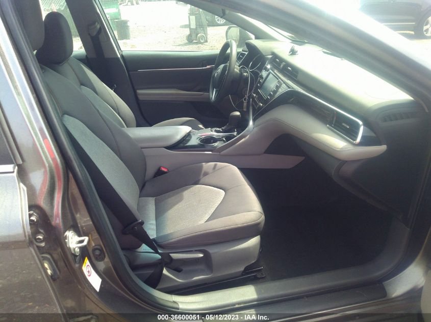 2018 TOYOTA CAMRY LE/SE/XLE/L - 4T1B11HK2JU634191