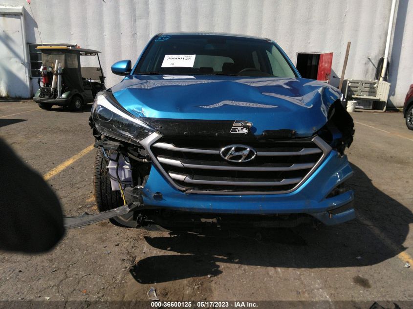 2017 HYUNDAI TUCSON SE - KM8J23A44HU575574