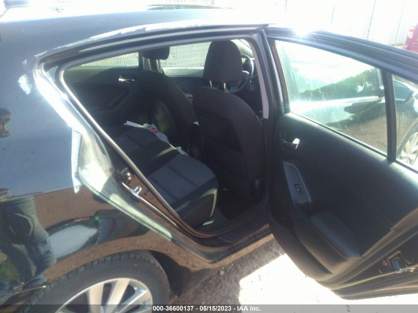 2015 KIA FORTE 5-DOOR EX - KNAFX5A80F5272645