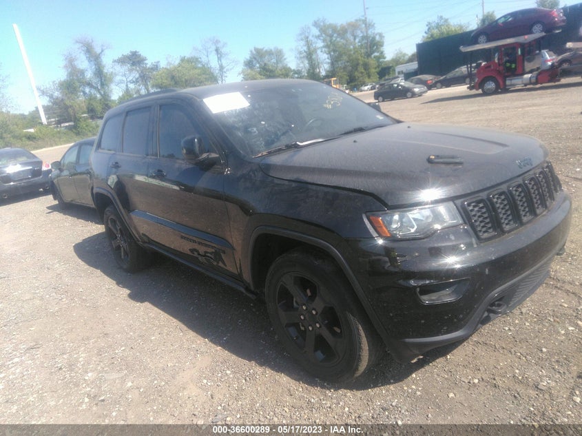 VIN 1C4RJFAG9JC393869 2018 JEEP GRAND CHEROKEE UPLAND